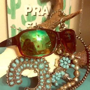*SOLD**.  Costa Del Mar sunglasses!